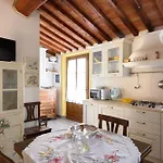 Apartment Antico Podere La Martinella
