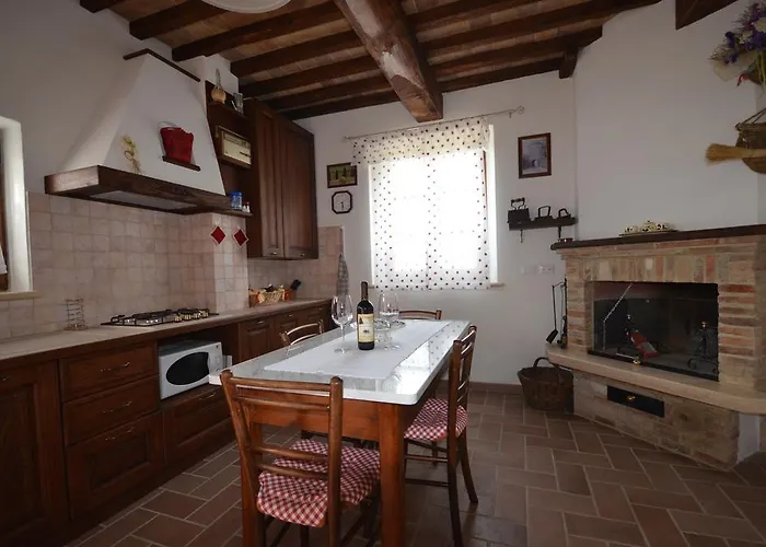 アパート Antico Podere La Martinella サン・クイーリコ・ドルチャ